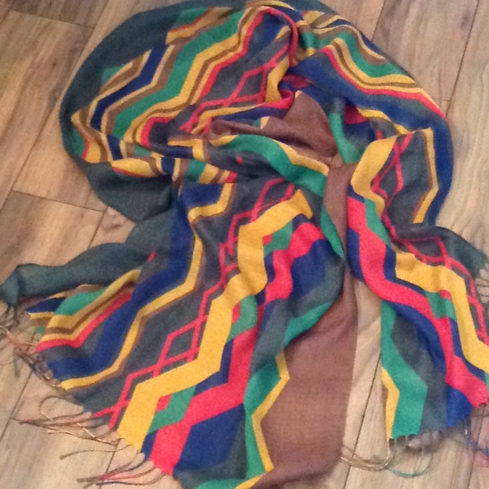 Abstract Geo Print Scarf